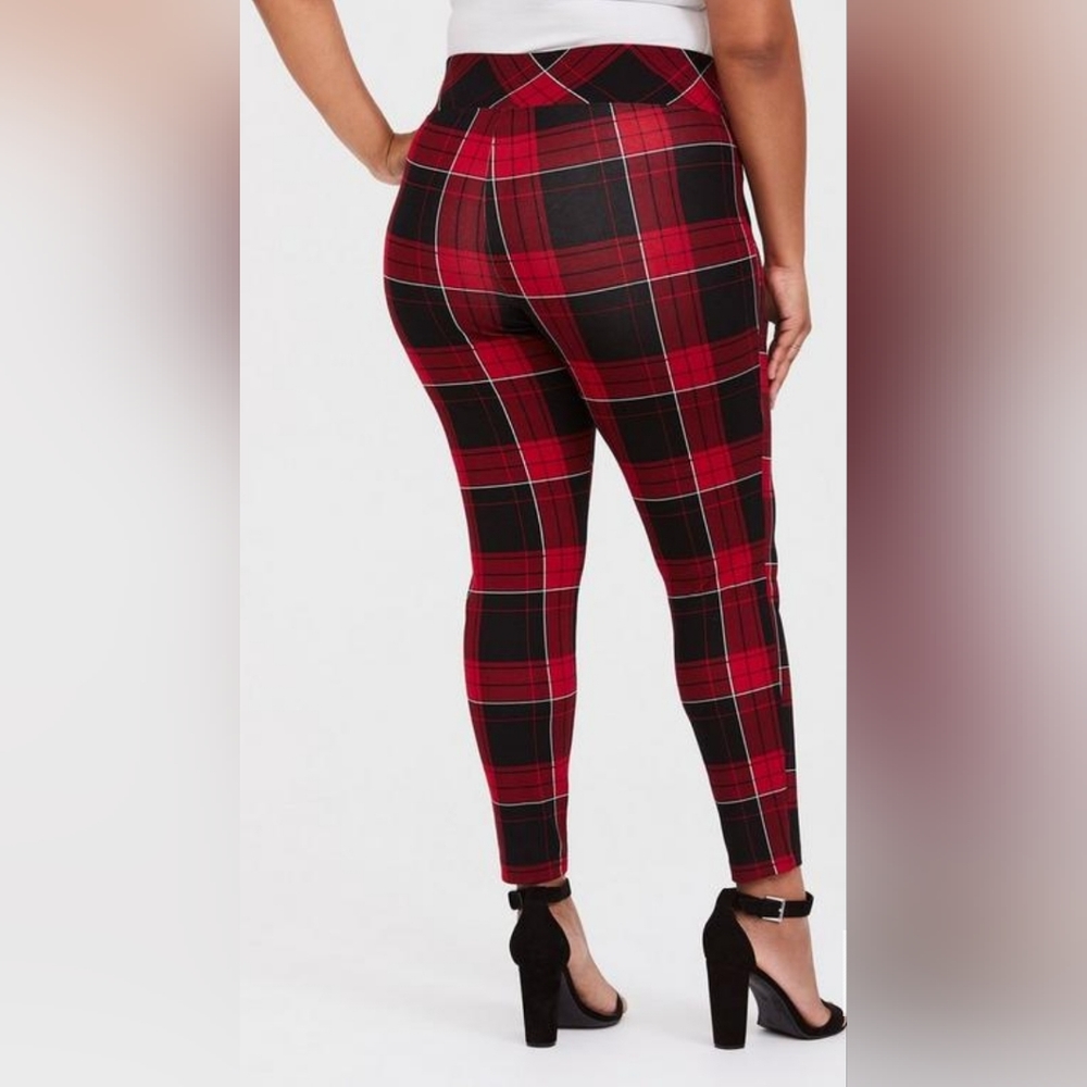 Torrid Premium Pointe Stretch Pull-On Pixie Pant … - image 2